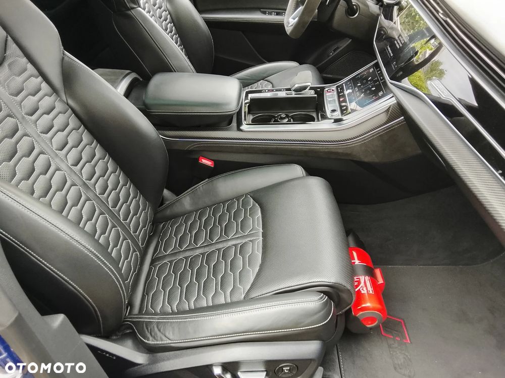 Audi RS Q8 - 26