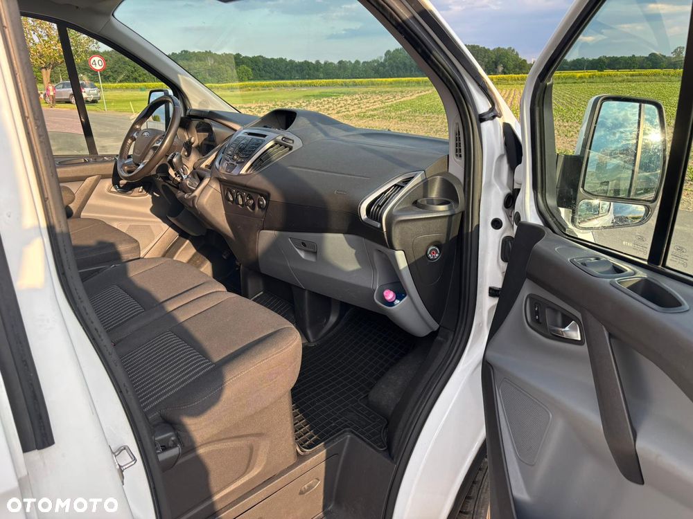 Ford Transit Custom - 11