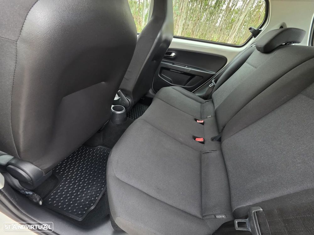 VW Up! 1.0 BlueMotion Move - 13