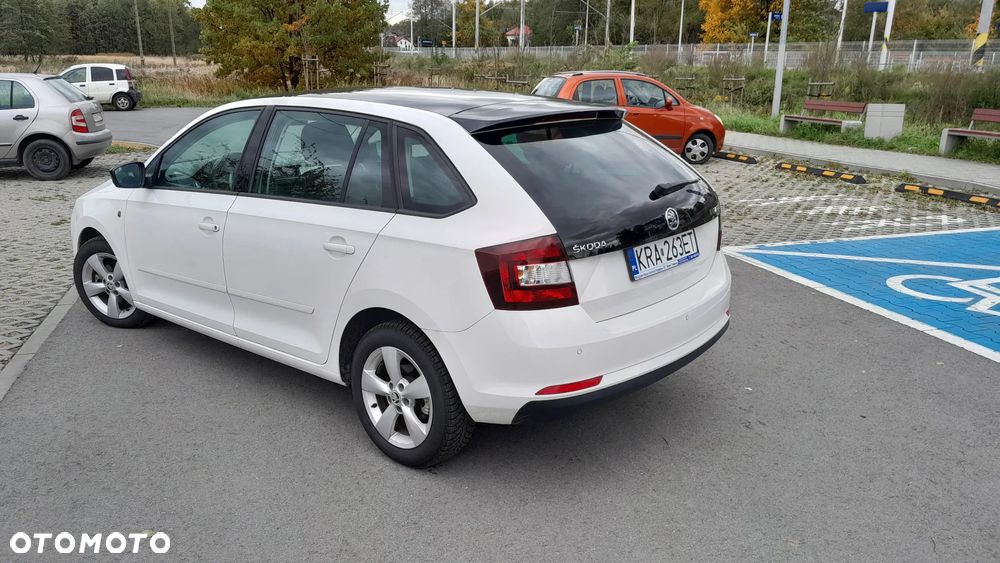 Skoda RAPID - 25