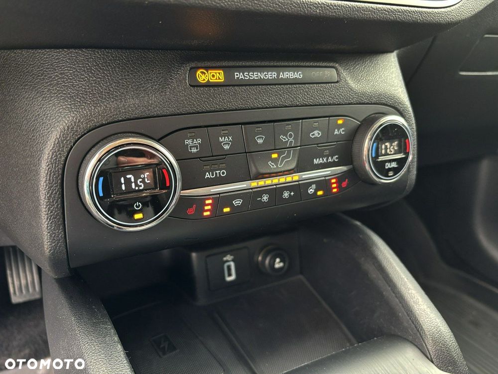 Ford Focus - 19