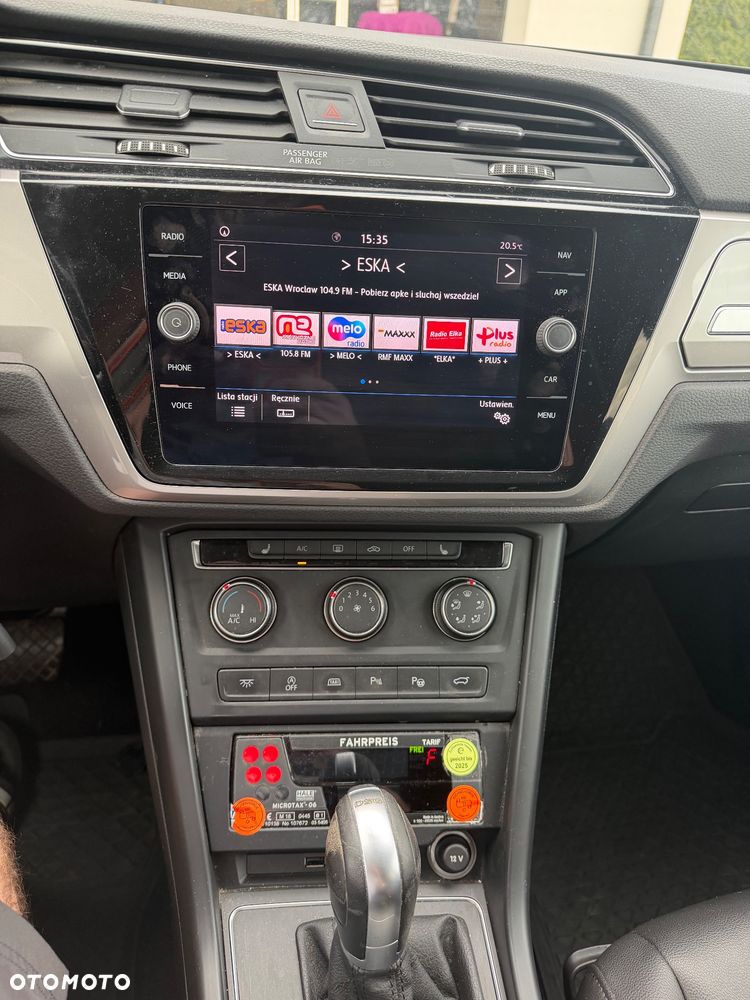 Volkswagen Touran - 9