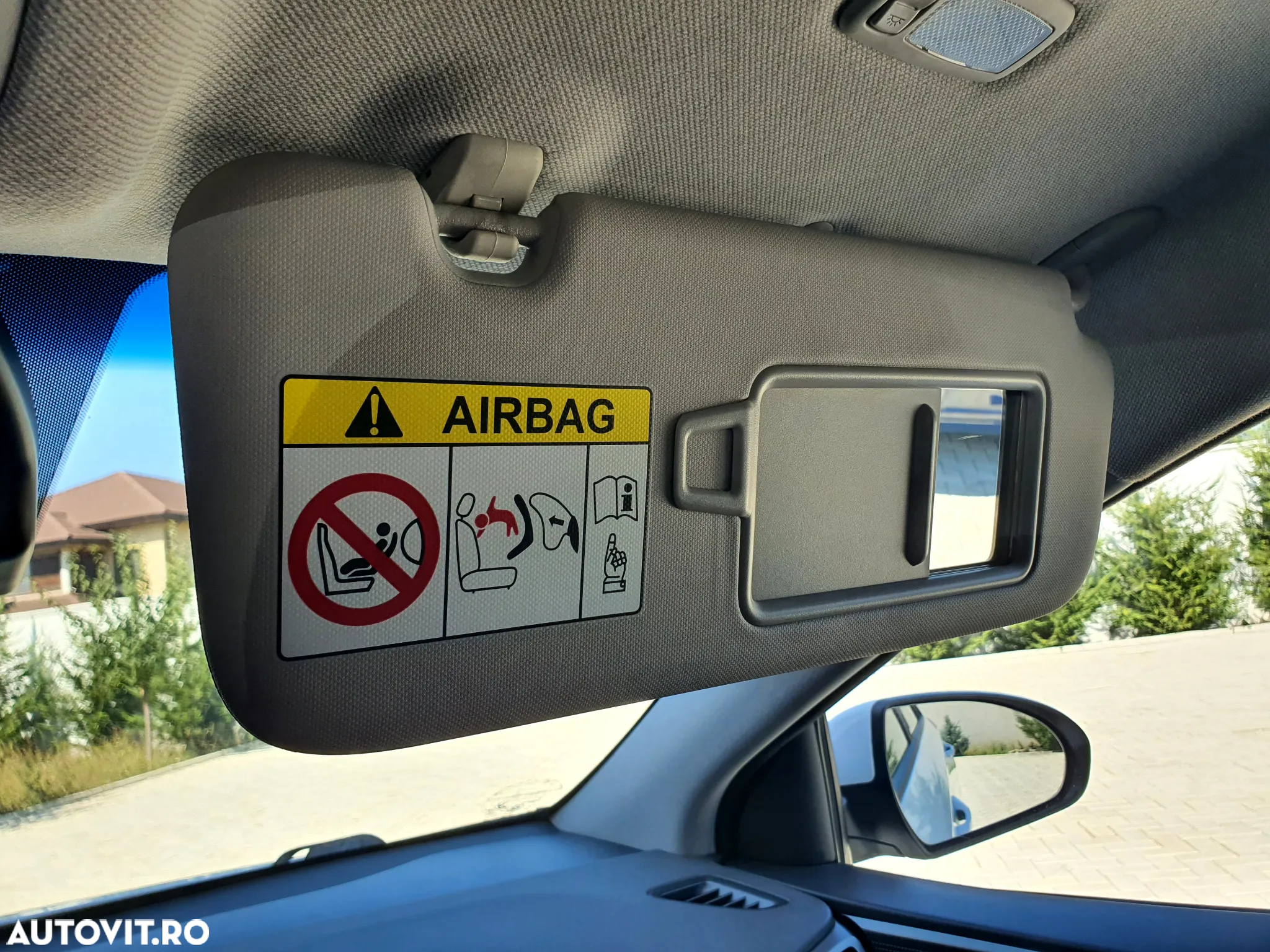 Hyundai IONIQ Plug-in-Hybrid 1.6 GDI Style - 27