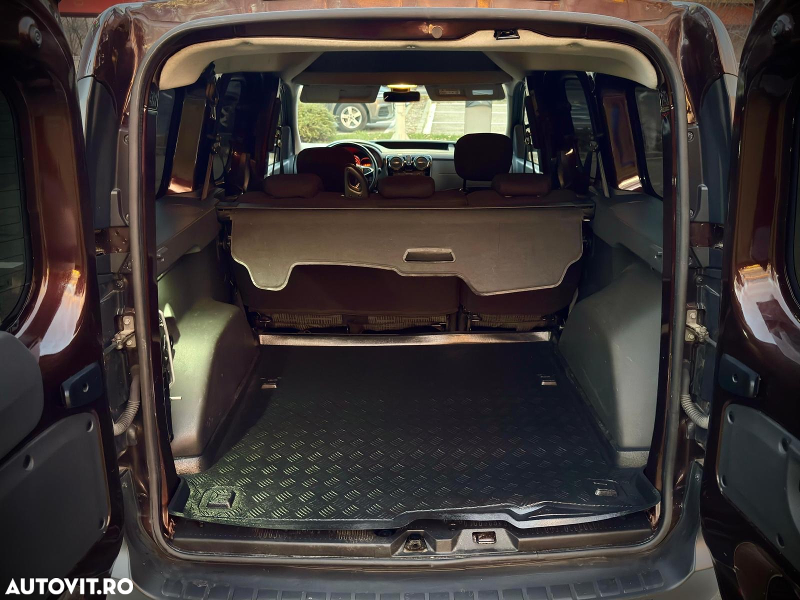 Dacia Dokker 1.6 SCe Stepway - 15