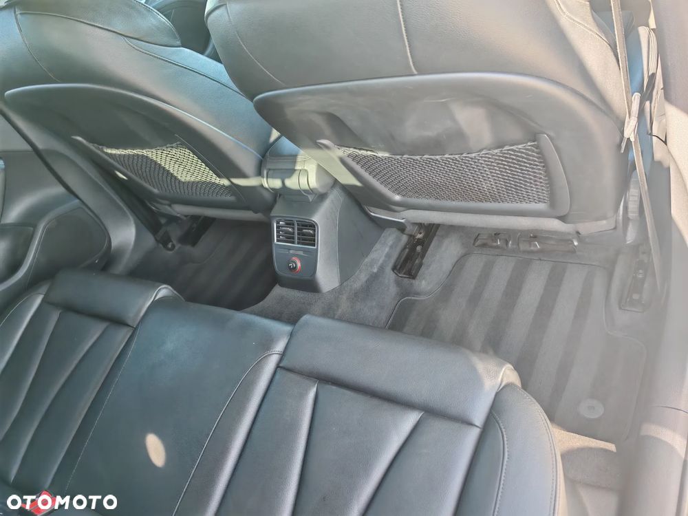 Audi A3 Sportback 2.0 TDI clean diesel Quattro Ambiente S tronic - 16