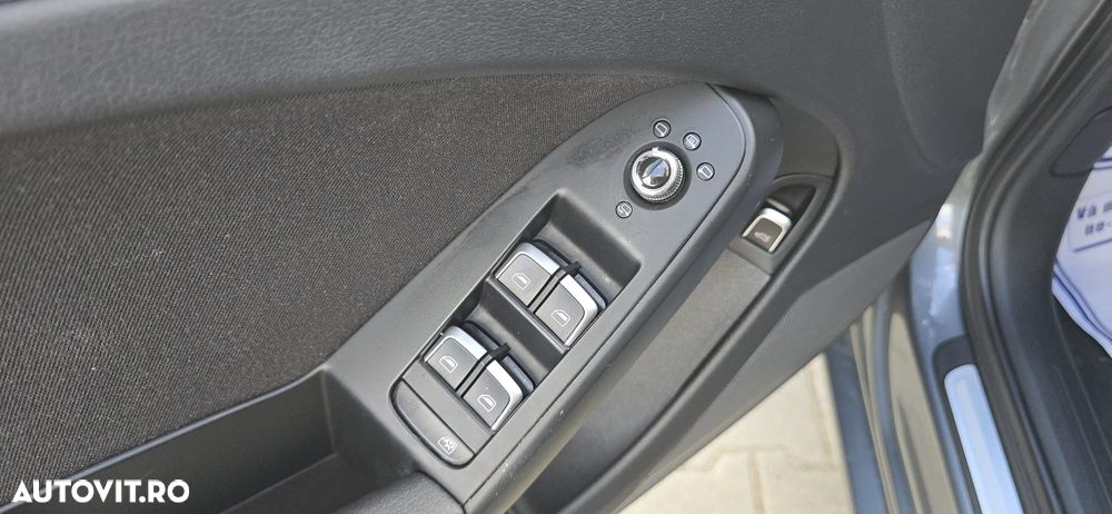 Audi A4 2.0 TDI DPF multitronic Ambiente - 12