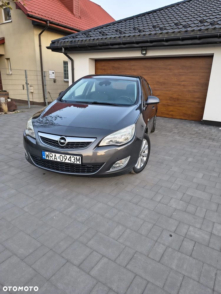 Opel Astra 2.0 CDTI Cosmo - 5