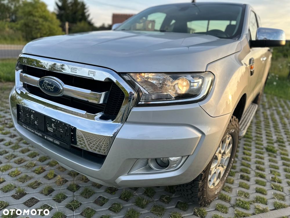 Ford Ranger XLT - 11