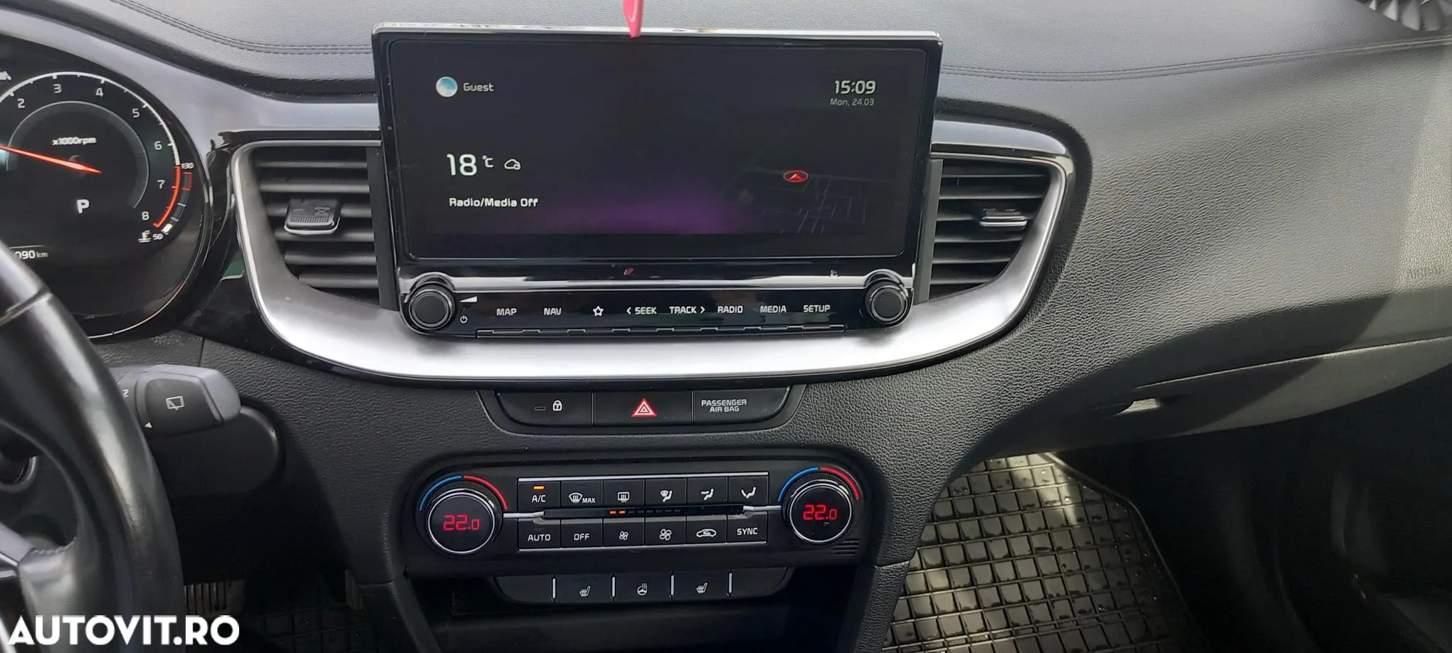 Kia XCeed 1.5 T-GDI 7DCT Style+ - 10