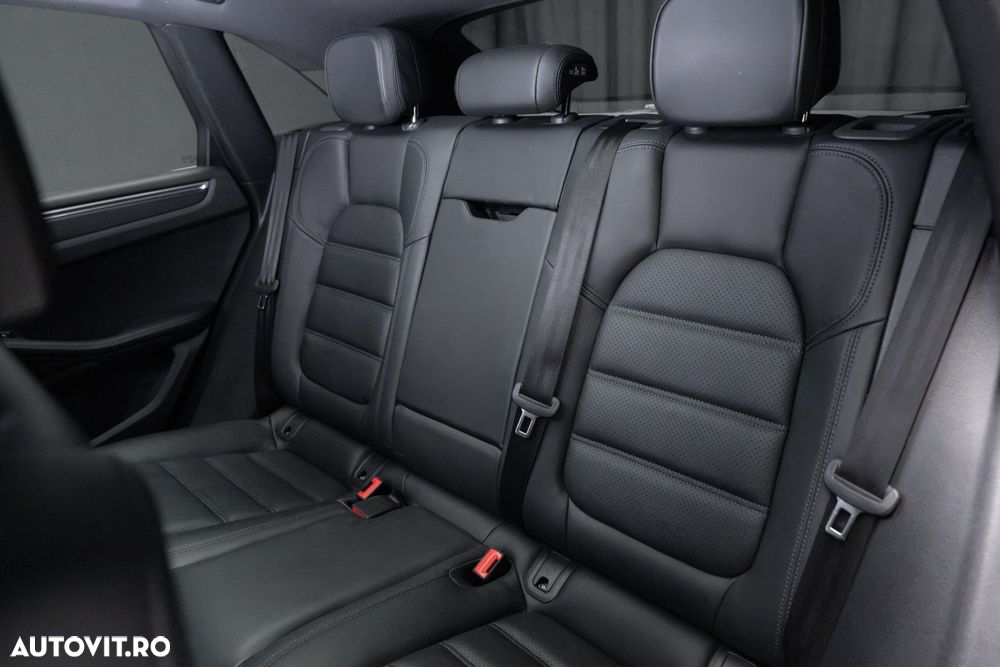 Porsche Macan T PDK - 34