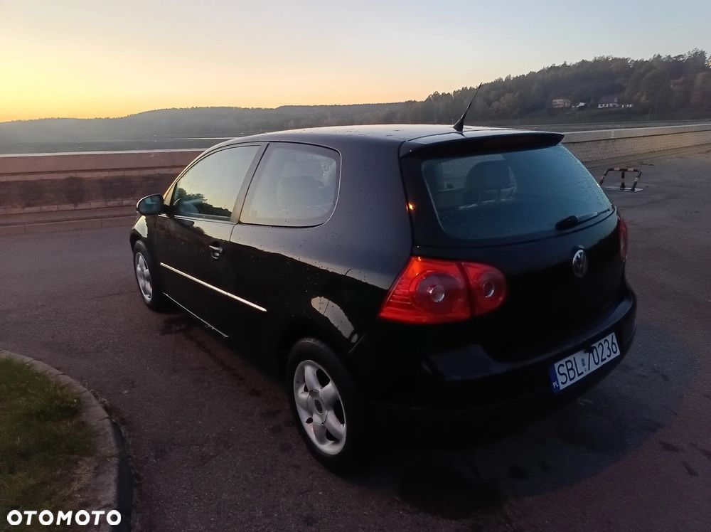 Volkswagen Golf 2007 photo 2