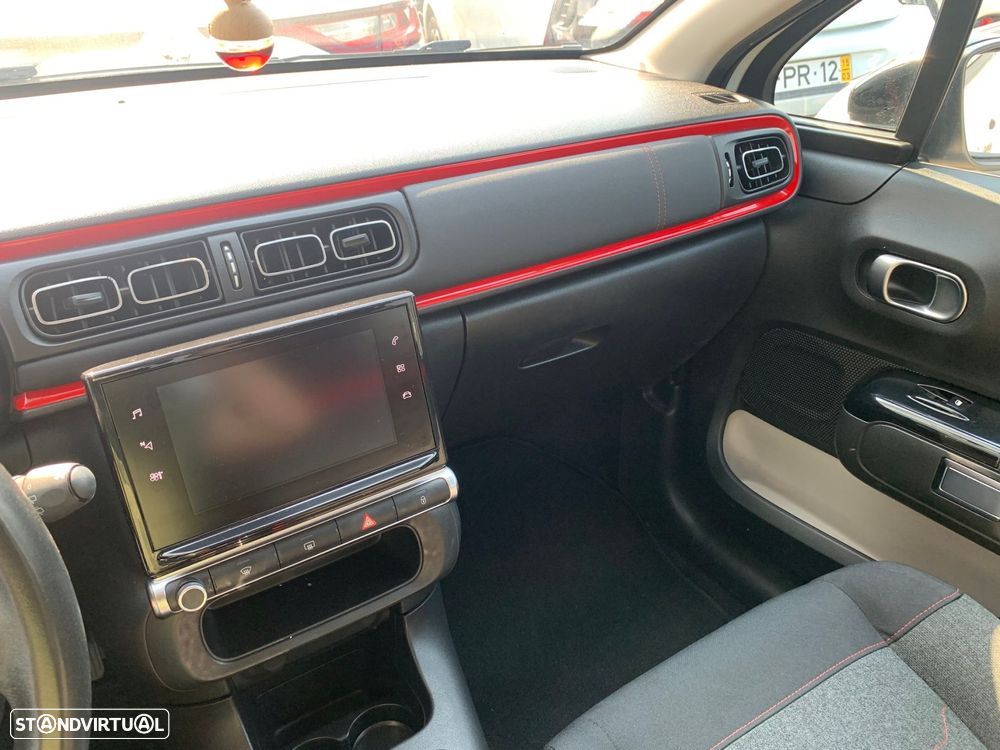 Citroën C3 1.2 PureTech Shine - 10