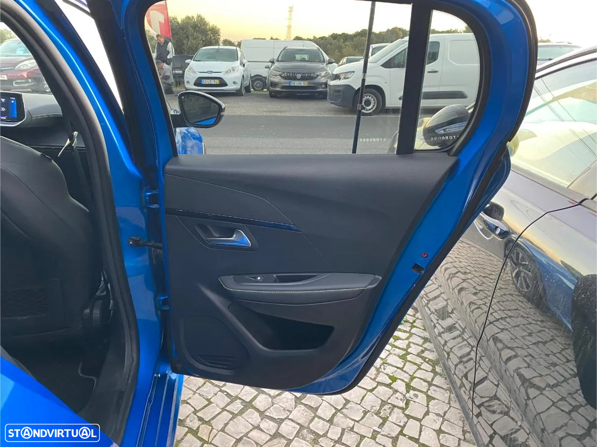 Peugeot 208 1.2 PureTech GT Line EAT8 - 14