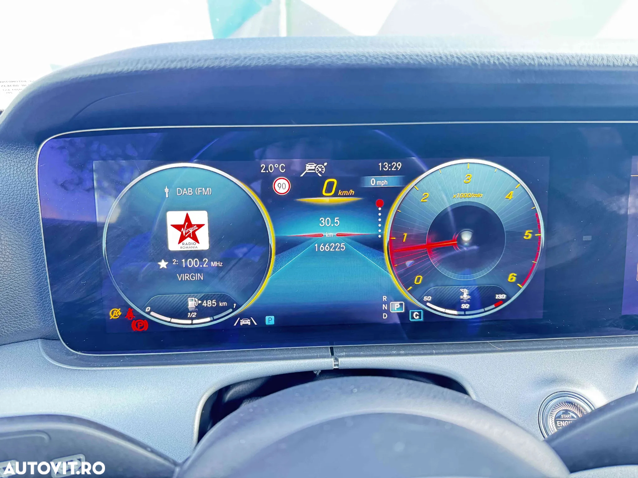 Mercedes-Benz E - 10
