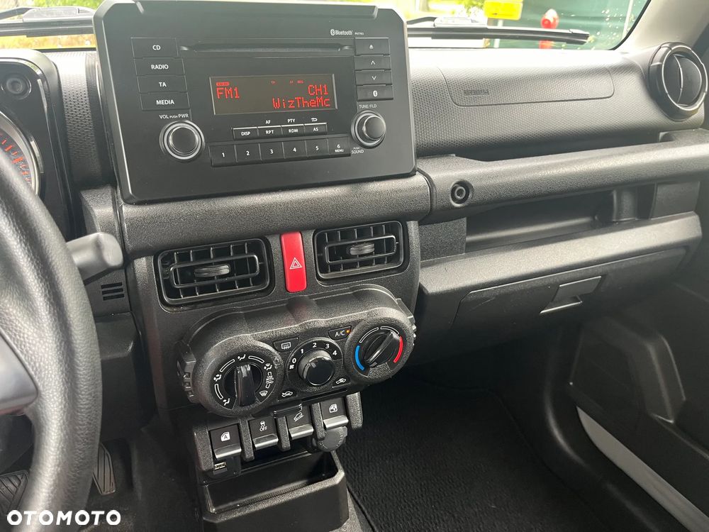 Suzuki Jimny 1.5 ALLGRIP Comfort - 24