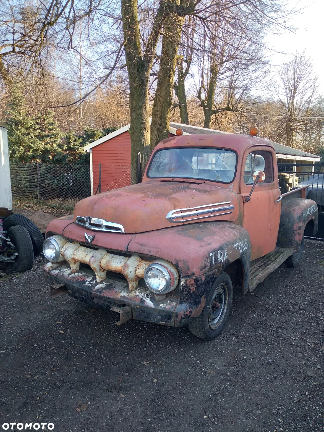 Ford Inny - 30
