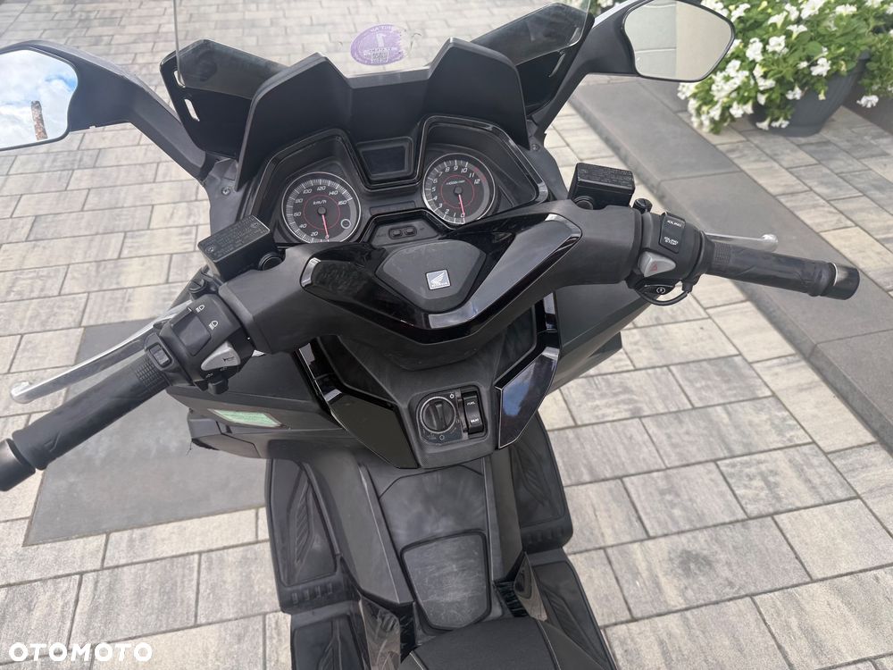 Honda NSS - 6