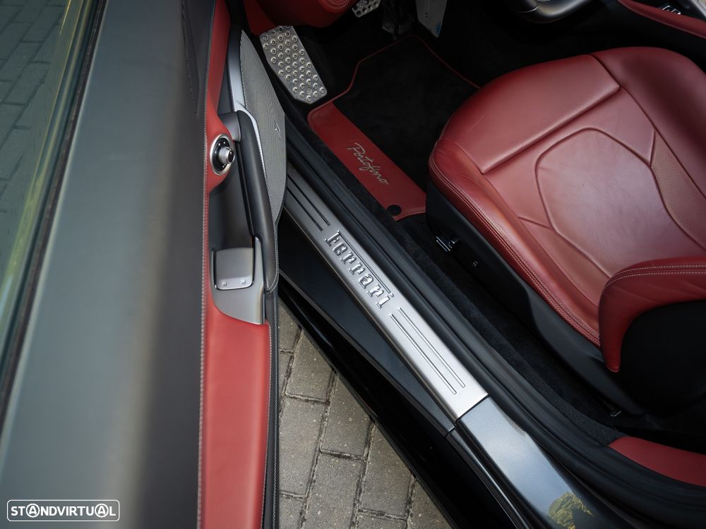 Ferrari Portofino 3.9 Twin-Turbo V8 - 29