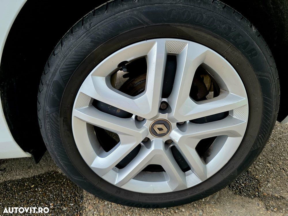 Renault Megane TCe Life - 21