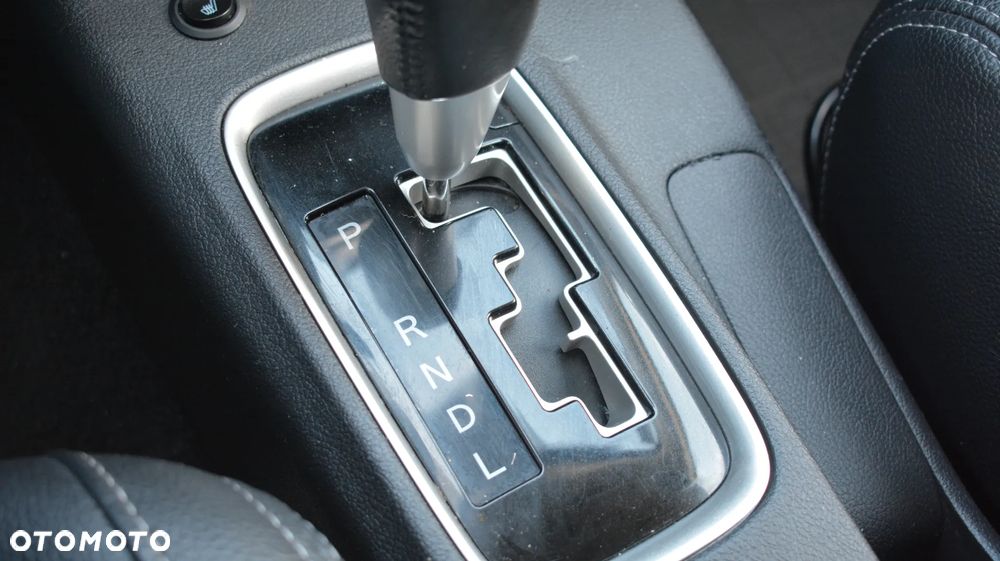 Mitsubishi Outlander - 33