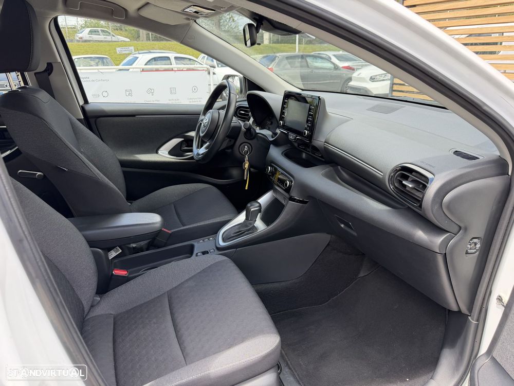 Toyota Yaris - 17