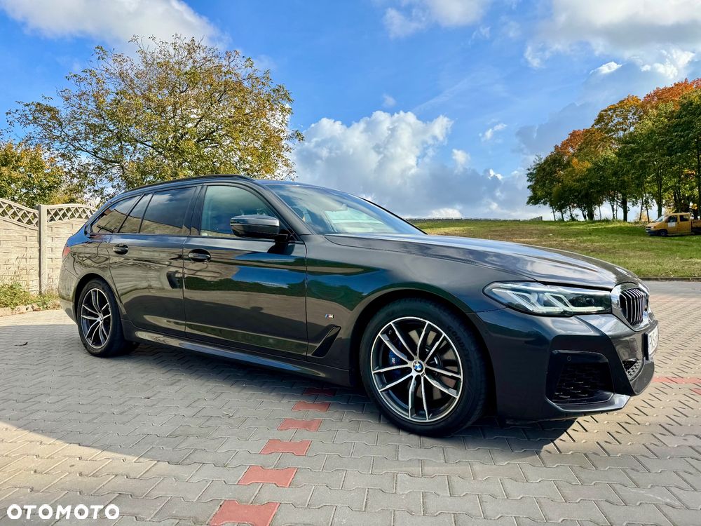 BMW Seria 5 530i Touring M Sport Edition - 11