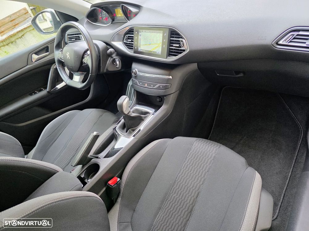 Peugeot 308 1.6 BlueHDi Style - 42