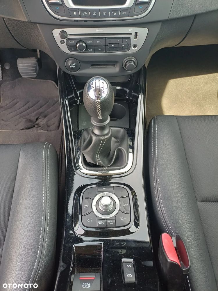 Renault Megane ENERGY TCe 115 Start & Stop Bose Edition - 19