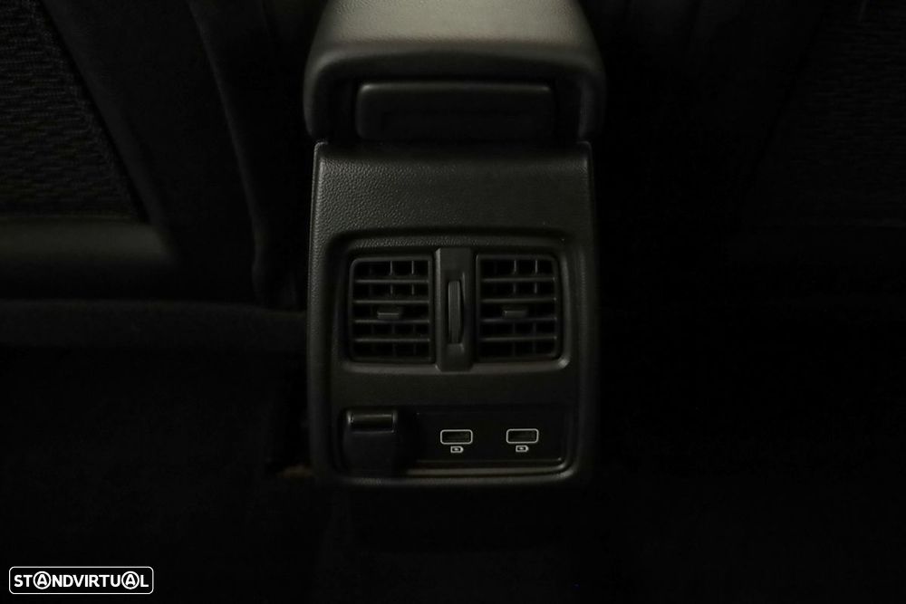 Renault Captur 1.0 TCe Techno - 24