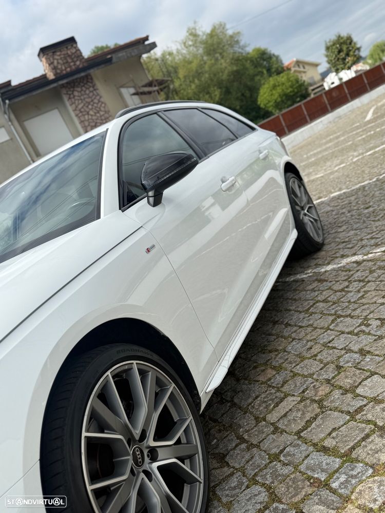 Audi A4 35 TDI S line S tronic - 11