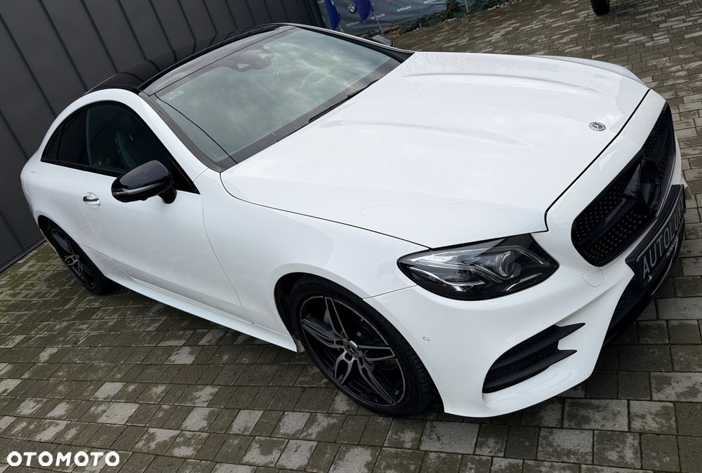Mercedes-Benz Klasa E 220 d 4-Matic 9G-TRONIC - 14