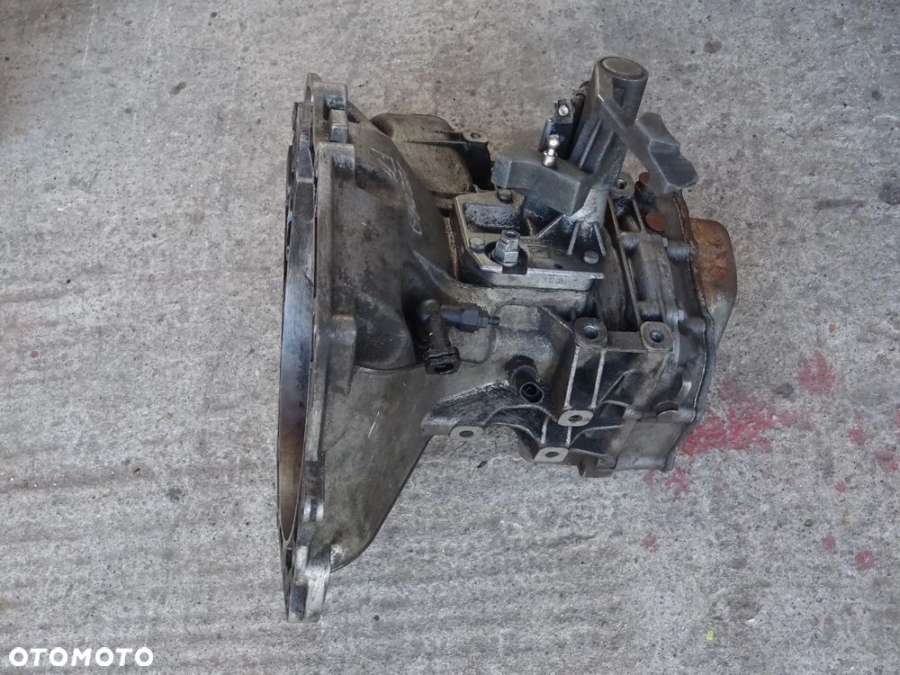 F17 C394 SKRZYNIA BIEGÓW OPEL ASTRA H MERIVA ZAFIRA VECTRA C SIGNUM 1,8 - 3