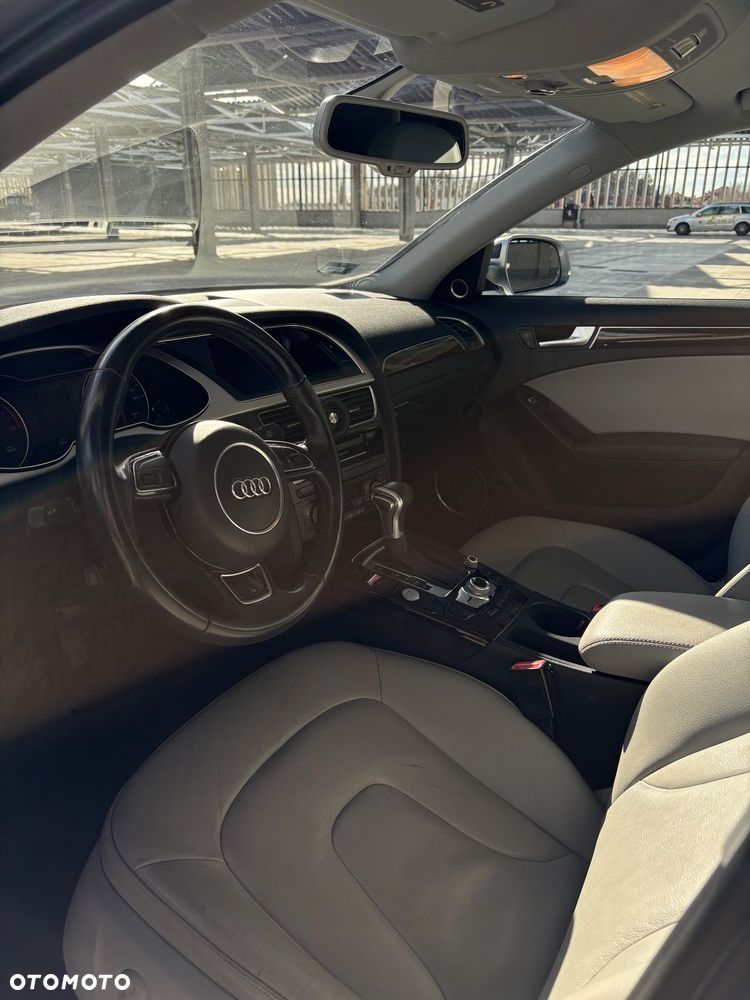Audi A4 Limousine - 15