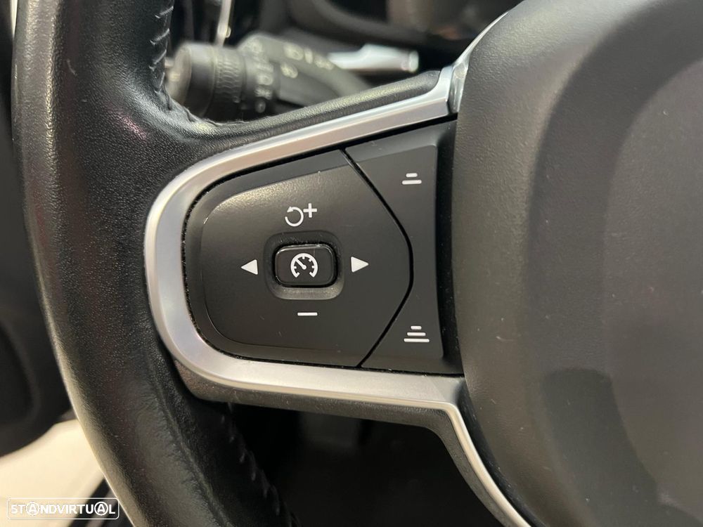 Volvo V60 2.0 D3 Inscription - 27