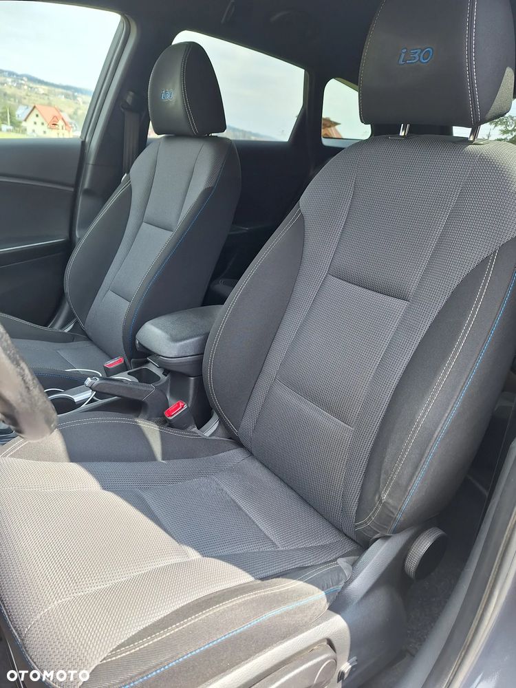 Hyundai i30 1.6 CRDi BlueDrive Go - 5