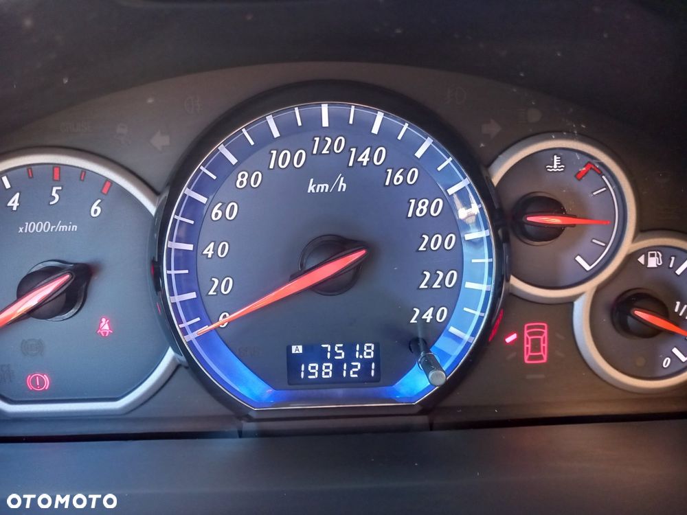 Mitsubishi Grandis 2.0 DI-D 7-Sitzer Intense - 9