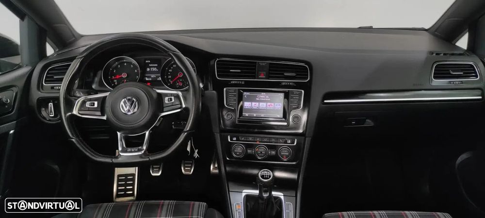 VW Golf - 8
