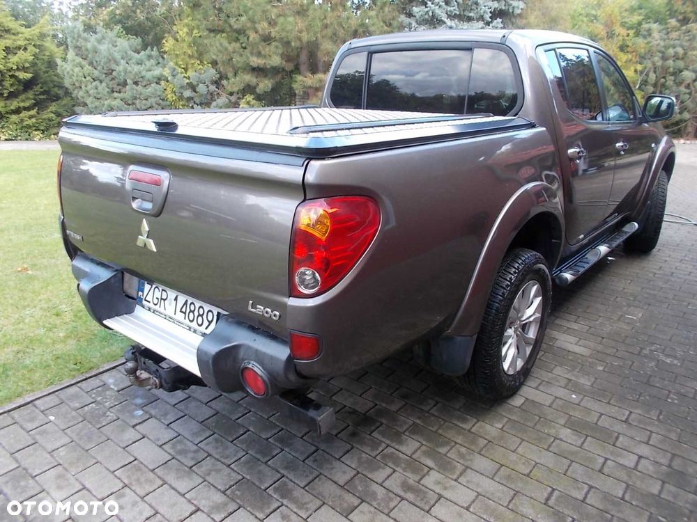 Mitsubishi L200 - 4