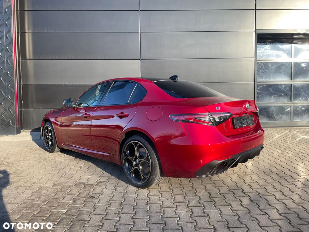 Alfa Romeo Giulia 2.0 Turbo Intensa Q4 - 3