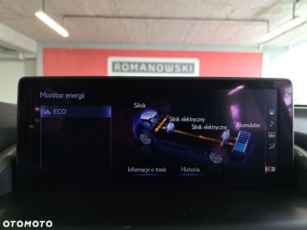 Lexus NX 300h Business Edition AWD - 26