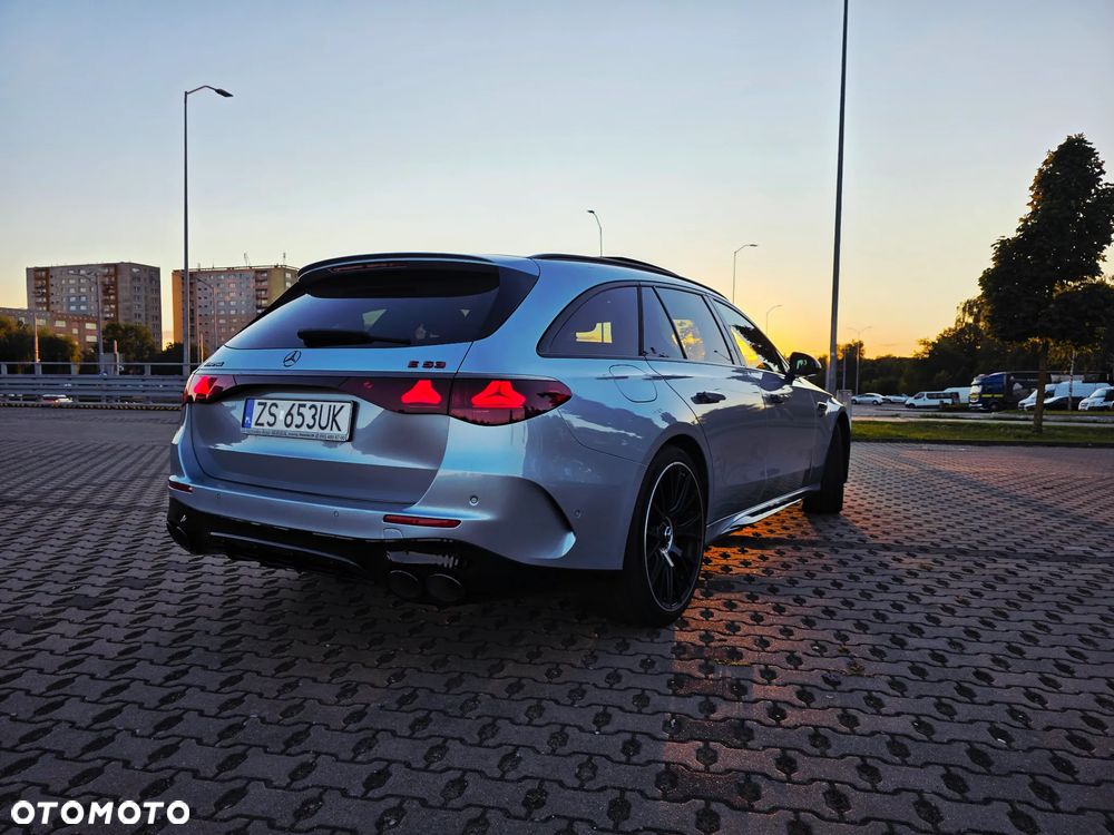 Mercedes-Benz Klasa E AMG 53 4-Matic+ - 14