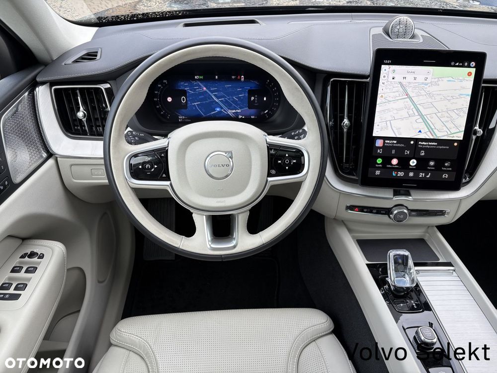 Volvo XC 60 2025