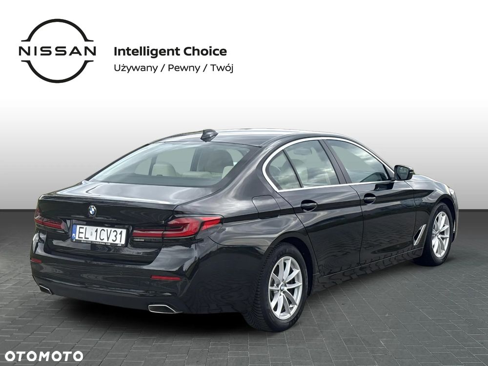 BMW Seria 5 520d Luxury Line - 6