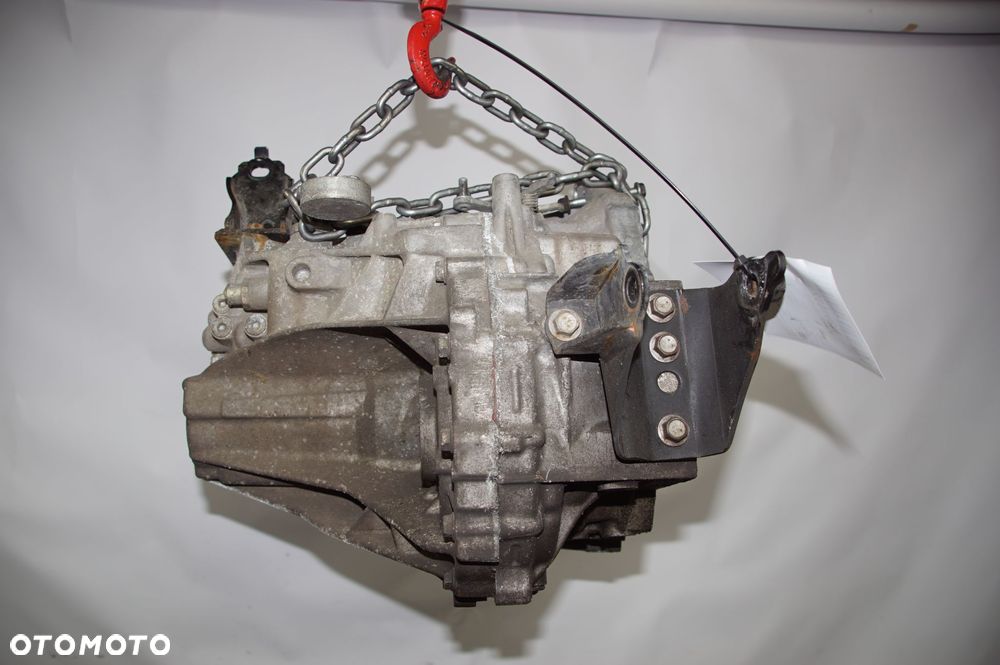 SKRZYNIA BIEGÓW TOYOTA AURIS II LIFT 1.4 B - 2