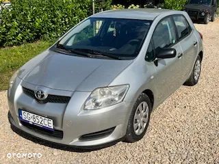 Toyota Auris 1.4 D-4D Terra - 1