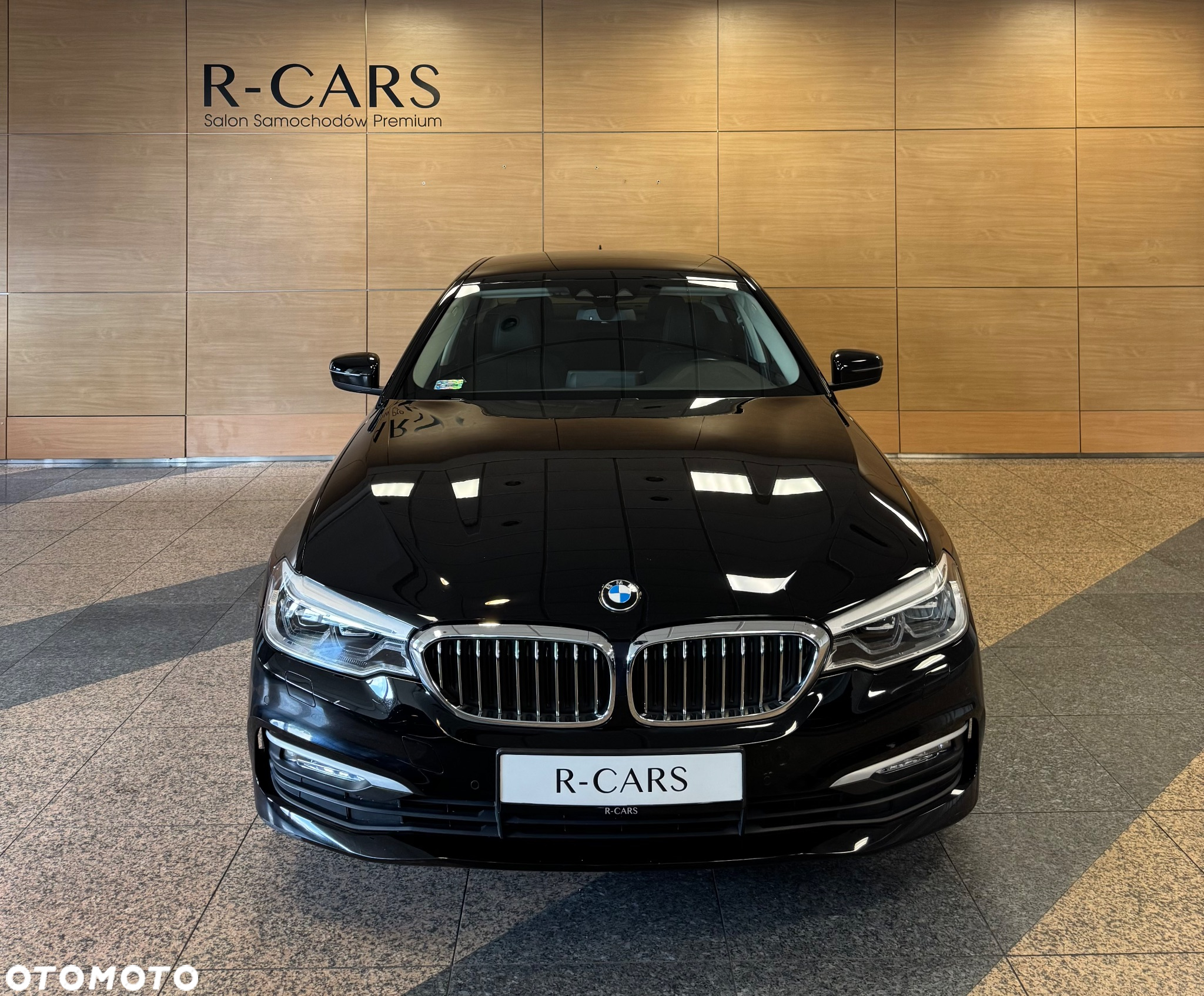 BMW Seria 5 520d xDrive - 5