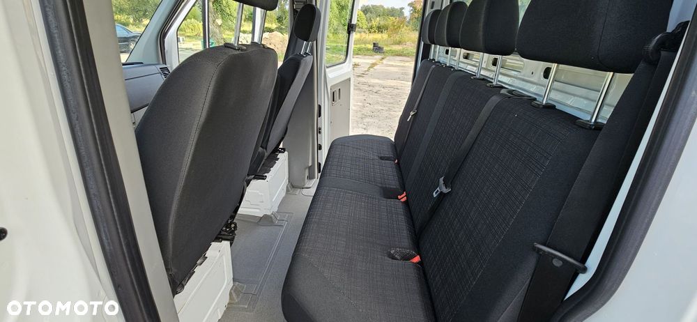 Mercedes-Benz SPRINTER - 14