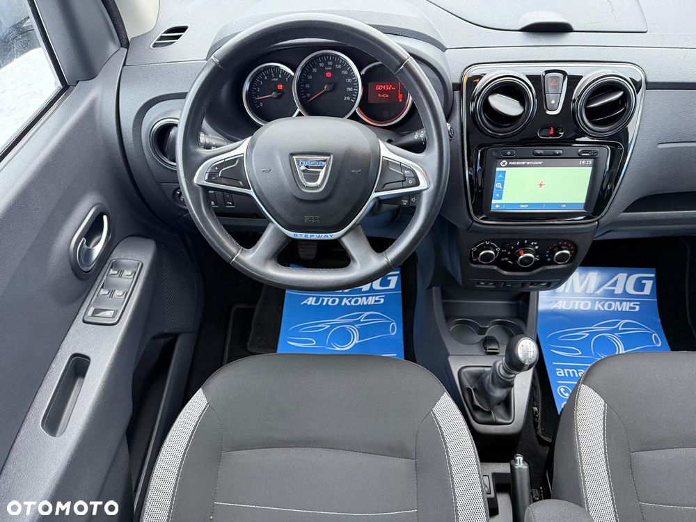 Dacia Lodgy dCi 110 Stepway Celebration - 22