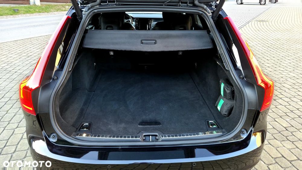 Volvo V90 - 10