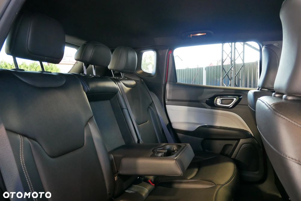 Jeep Compass - 15